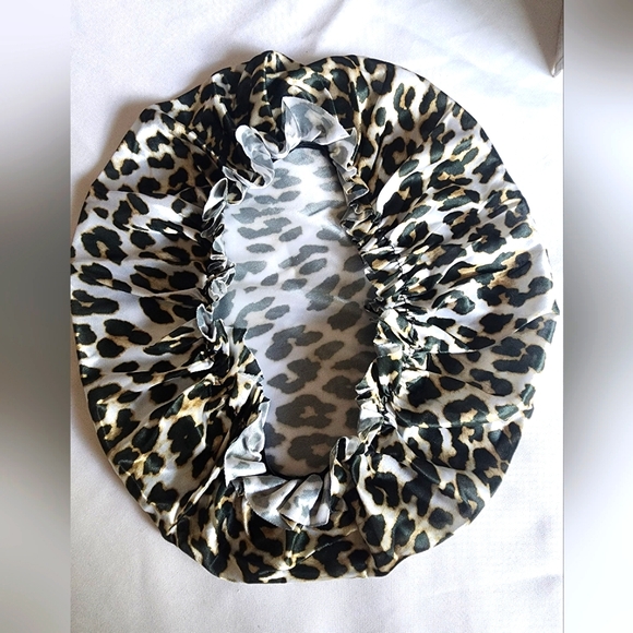 🔥HAIR BONNET🔥 - Picture 2 of 2